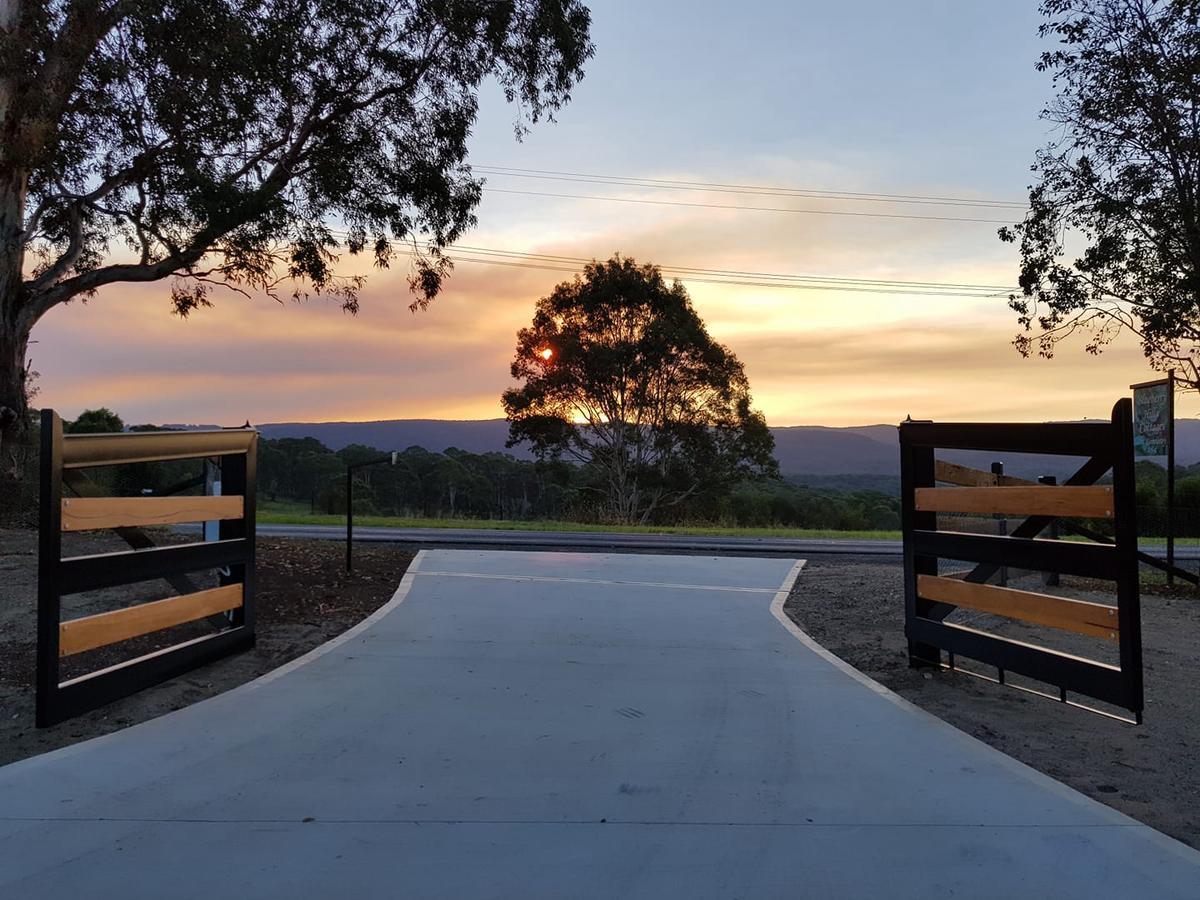 Blueberry Hills On Comleroy Farmstay - Self-Contained Cottages Kurrajong Dış mekan fotoğraf